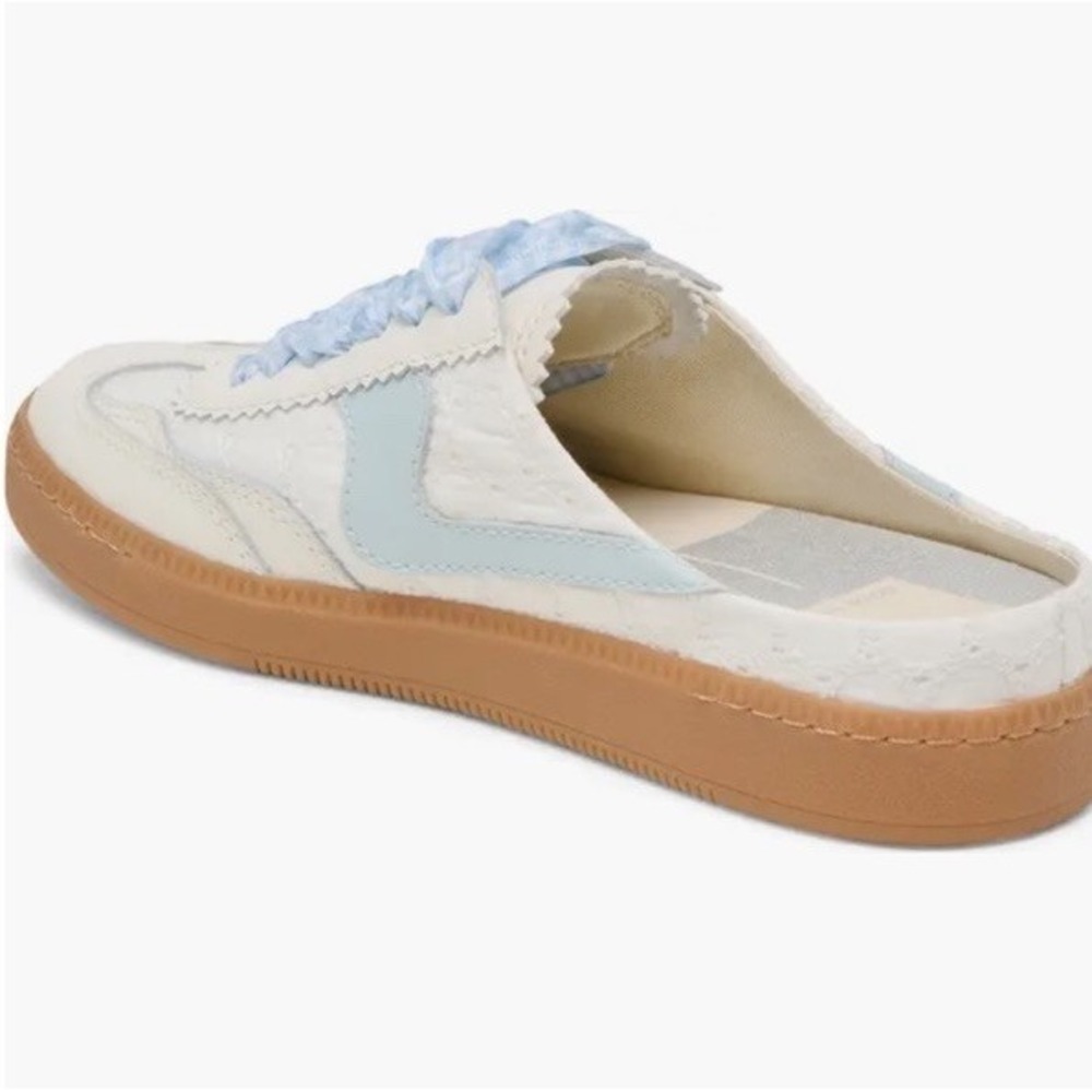 (B7/9)Dolce Vita Notice Mule Sneakers White Lace Gum Sole Size 15 NWOB
